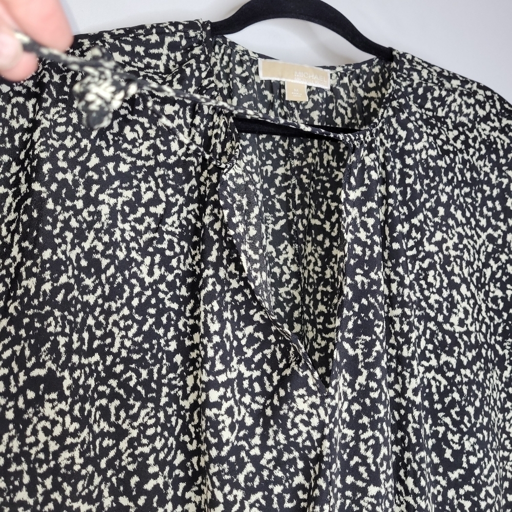 Michael Kors Sleeveless Dress - Picture 8 of 15